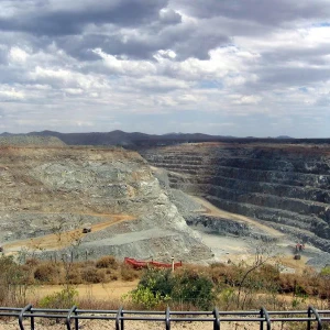 Large IOCG, Ag, U deposit - Australia - Project Y